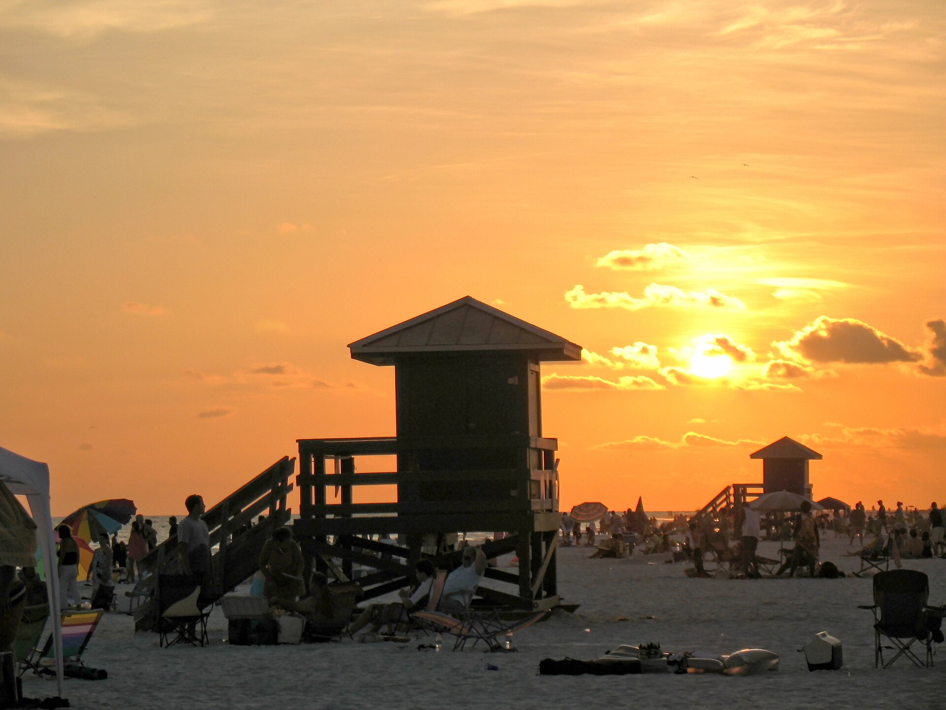 A lifeguard stand at sunset on Siesta Beach, Siesta Key